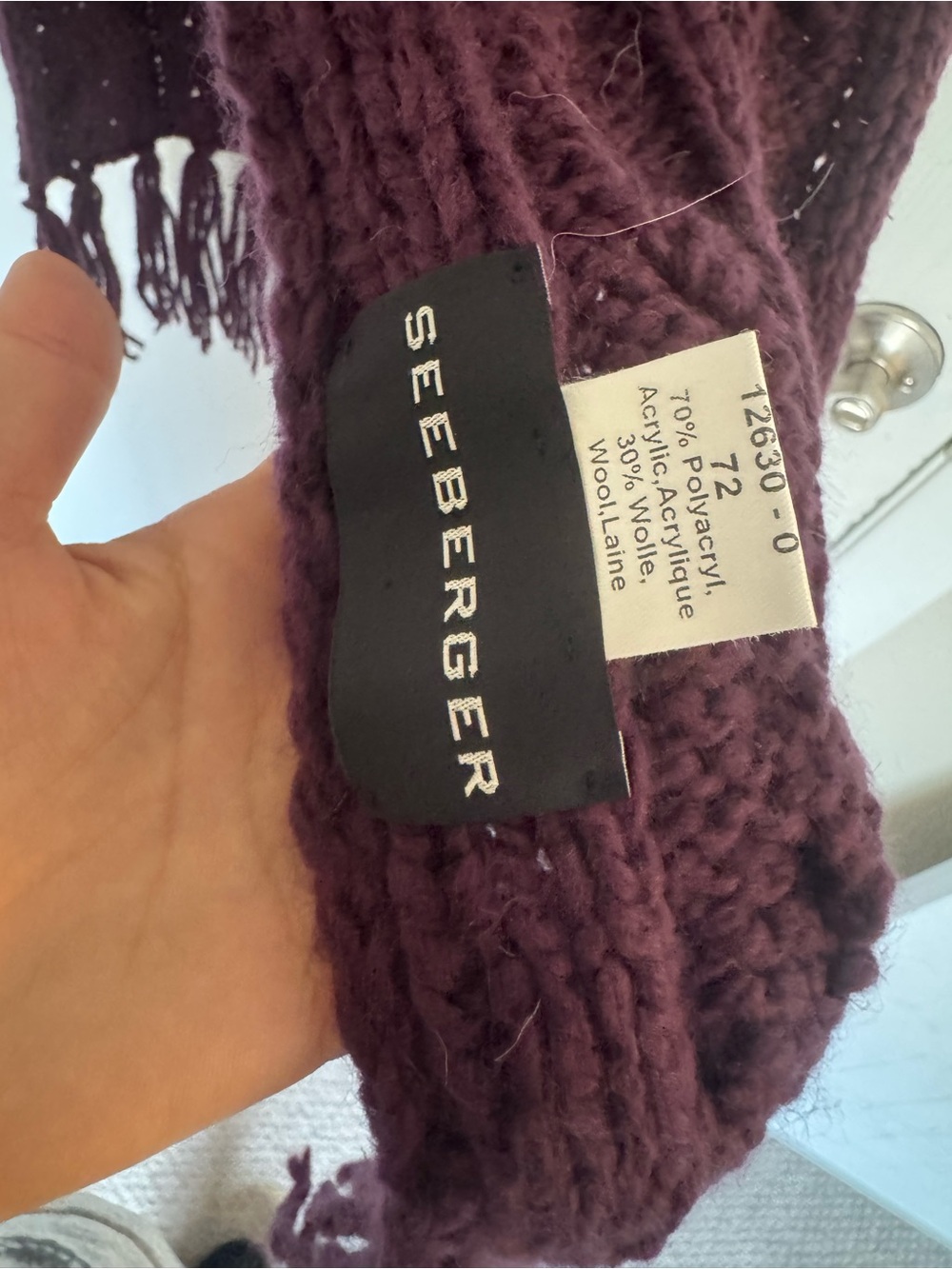 Seeberger Women's Chunky Knit Scarf in Deep Burgundy